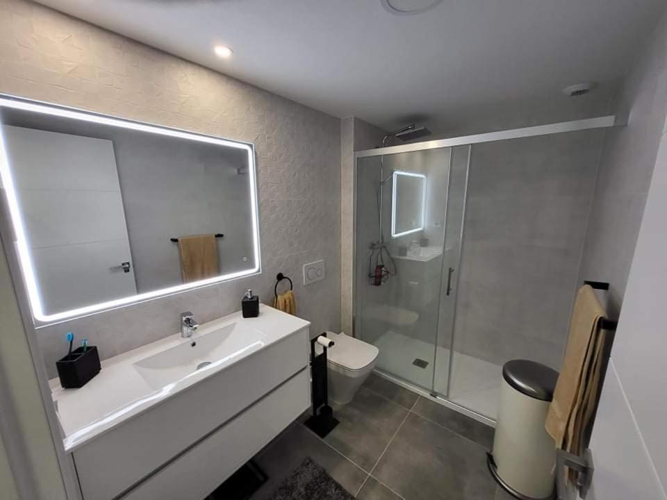 Family Penthouse - Jacuzzi, Seaview Benidorm, Albir, Altea Apartment Finestrat