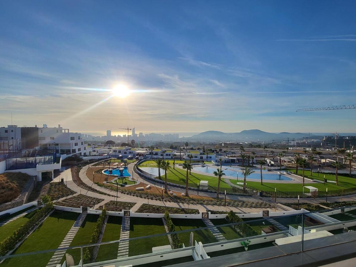 Family Penthouse - Jacuzzi, Seaview Benidorm, Albir, Altea Apartment *